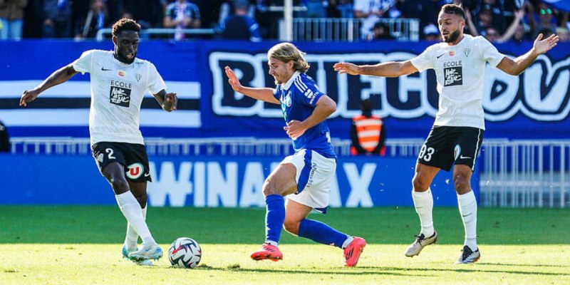 Chốt Kèo Thơm Trận Angers vs Strasbourg: Phân Tích và Dự Đoán 2 Angers vs Strasbourg
